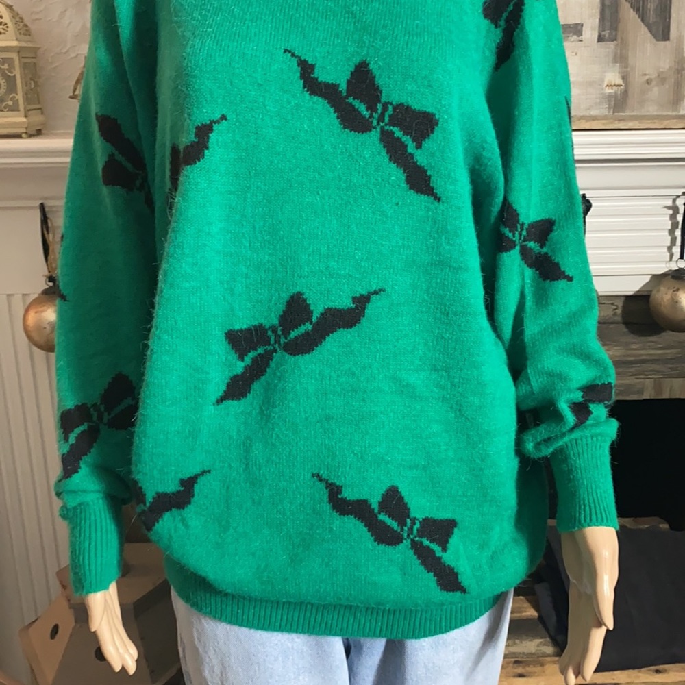 Sexy Vintage Holiday Sweater - Picture 4 of 5